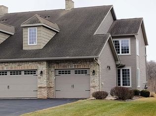 617 Queens Ct, Rockton, IL 61072