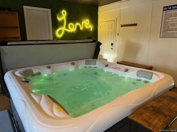 298 learn road, Other, PA 18372