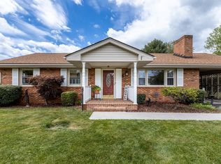 15 Ridgeview Dr, Stuarts Draft, VA 24477