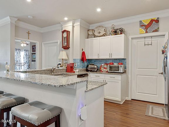 5th image of 1521 Camellia Blvd Unit 4401