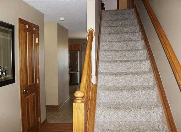 3rd image of 6976 Granite Falls Dr