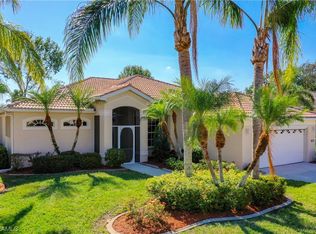 2150 Rio Nuevo Dr, North Fort Myers, FL 33917