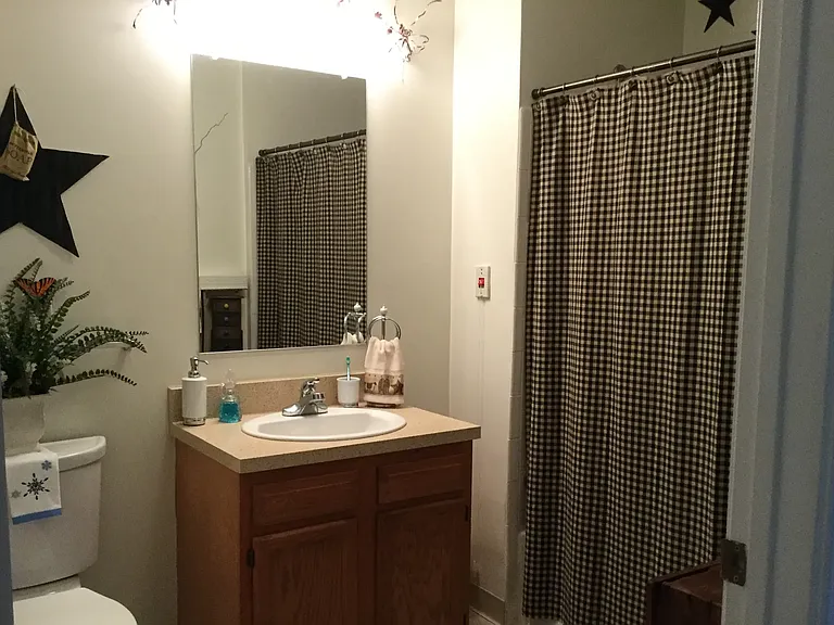 7600 E Parham Rd — Photo 2