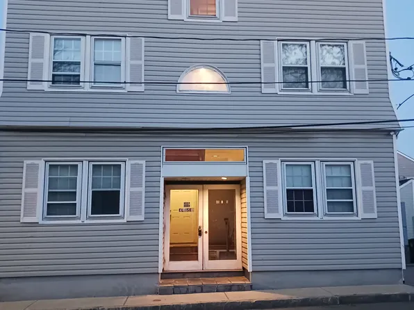 45 Division St #1-L, Chelsea, MA 02150