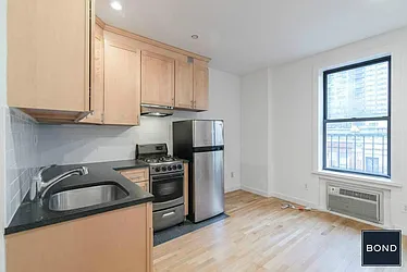 Rented by Bond New York