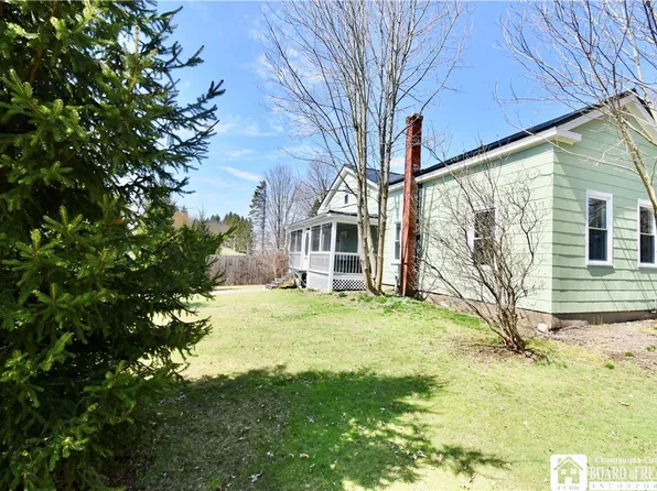 115 Park St, Sherman, NY 14781