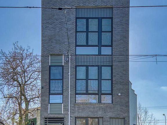 2nd image of 2409 Ridge Ave