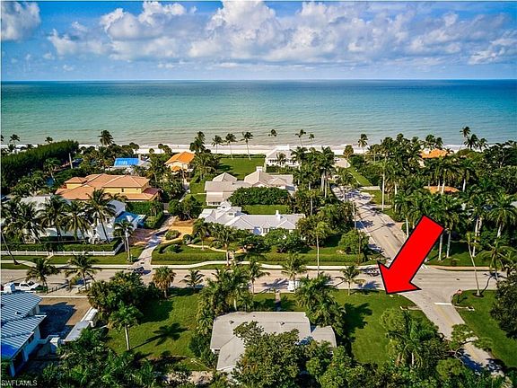 4th image of 909 Gulf Shore Blvd S