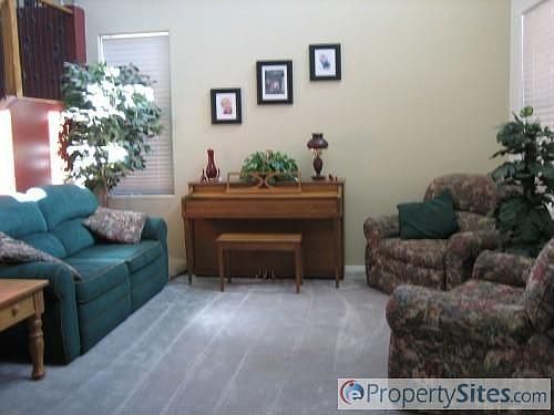 2nd image of 3832 E Parkview Dr