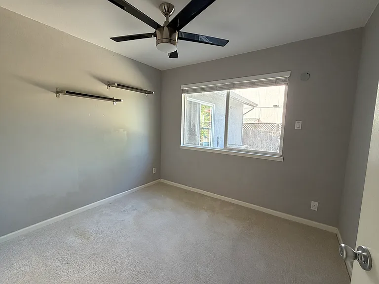 2758 Camino Del Rey — Photo 10