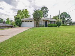 206 Avenida Dr, Timberline Ln, LA 71037