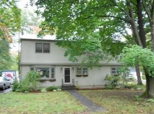 81 Pinehaven Dr, Northborough, MA 01532