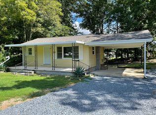 226 New Salem Rd, Randleman, NC 27317
