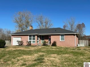 273 3rd St, Cadiz, KY 42211