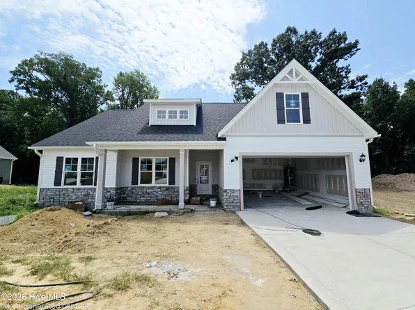 306 Creeks Edge Drive, Pikeville, NC 27863