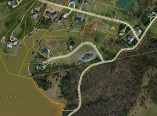 3723 Jackson Bend Dr, Louisville, TN 37777