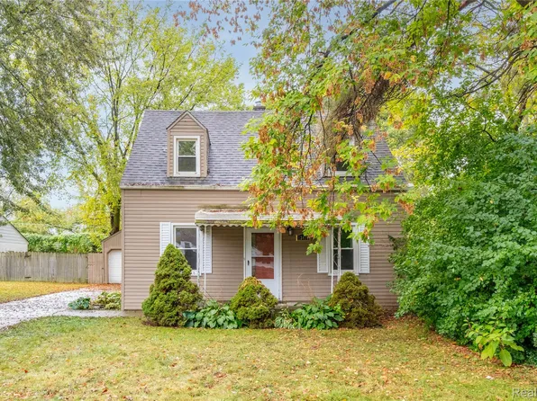 13470 Brainwood Ave, Warren, MI 48089