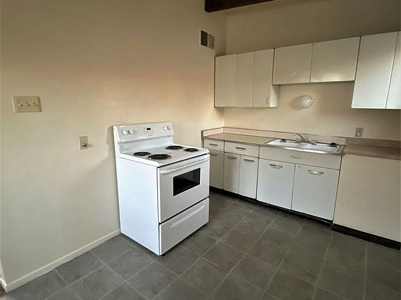 5th image of 1435 Wyoming Ave APT 3