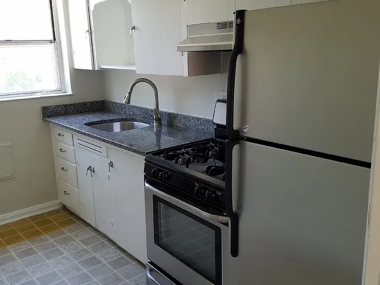 1408 N Jersey St — Photo 25