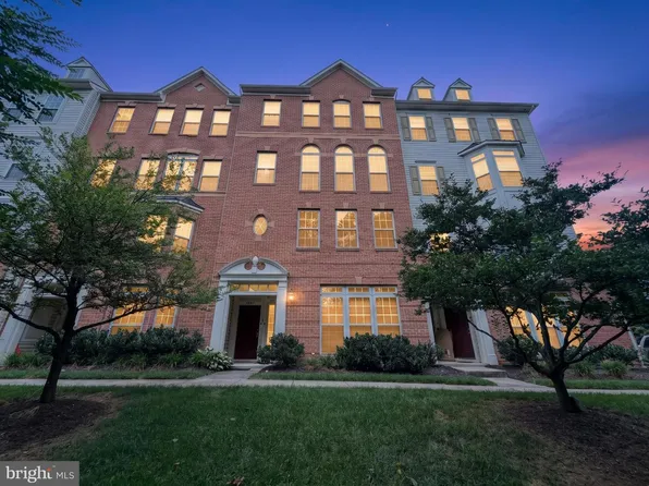 8507 Hallie Rose Pl, Alexandria, VA 22309