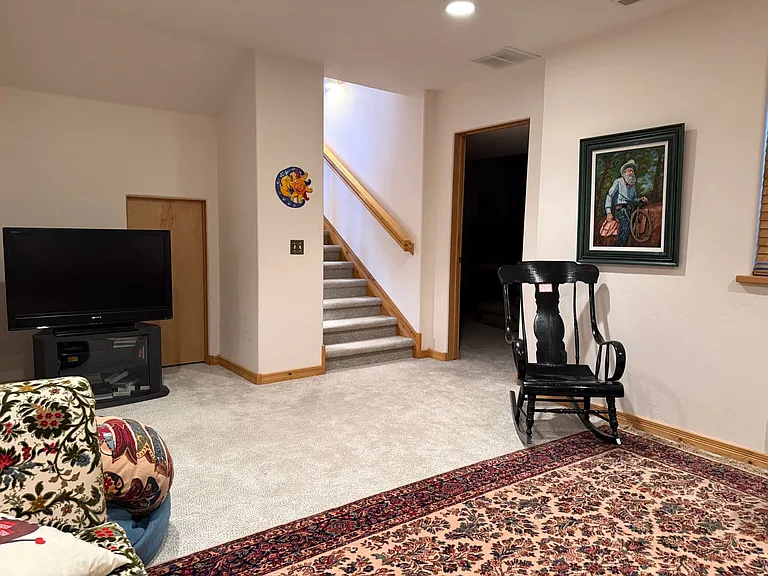 203 Camas Loop E — Photo 12