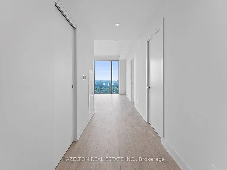 8 Cumberland St #4307 — Photo 7