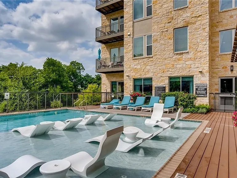 1900 Barton Springs Rd #2007 — Photo 21