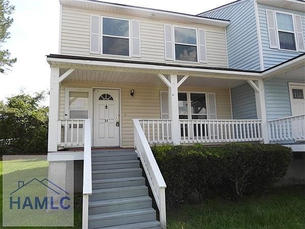 1st image of 912 Pineland Ave APT 31