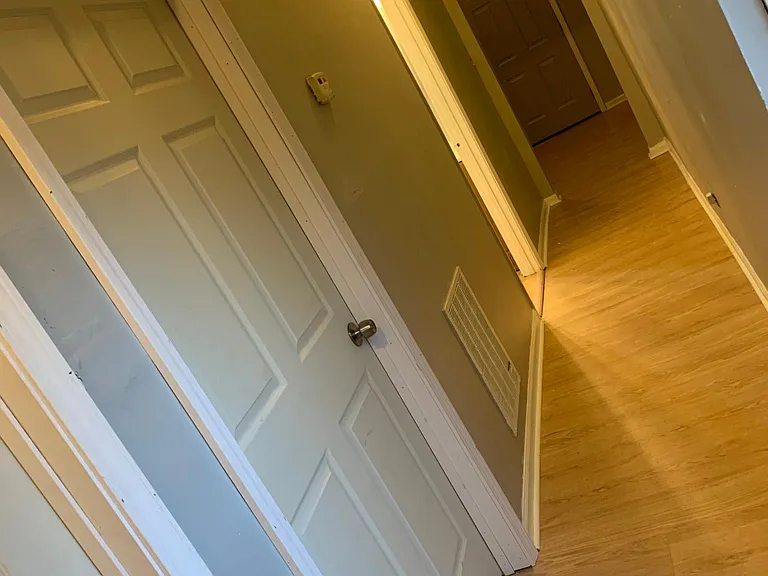 2335 Woodland Ave — Photo 4