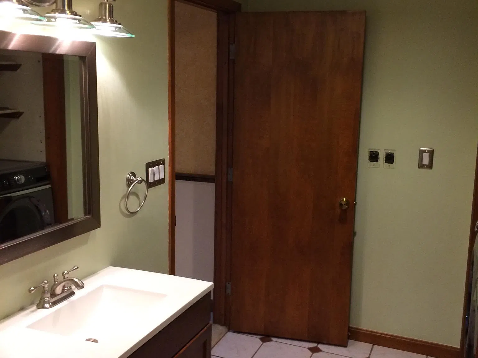 3 bed, $3,500 — Photo 2