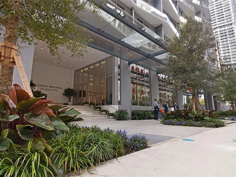 77 SE 5th St #1808 — Photo 13