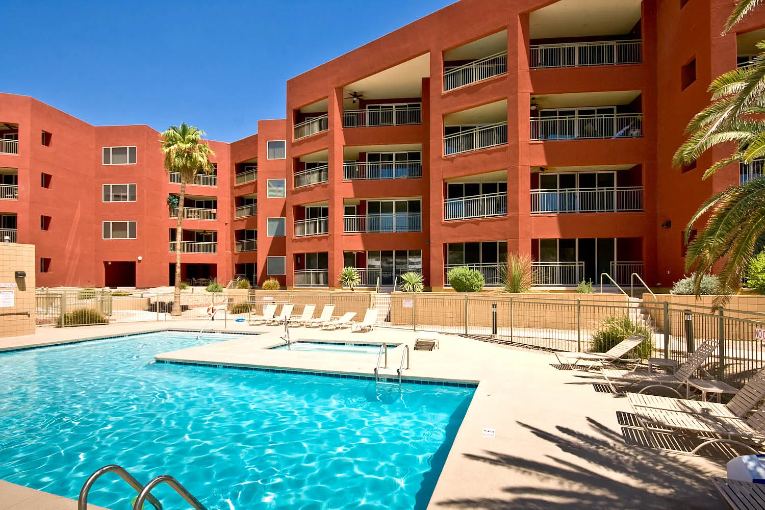 251 Moser Ave #309 (Torres) kp - 1 — Photo 1