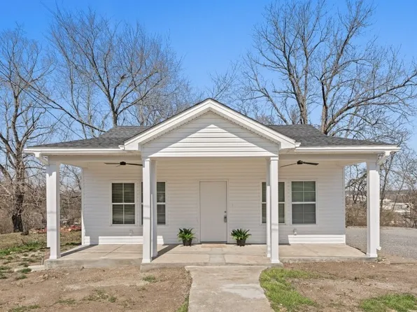 126 Foxall St, Hartsville, TN 37074