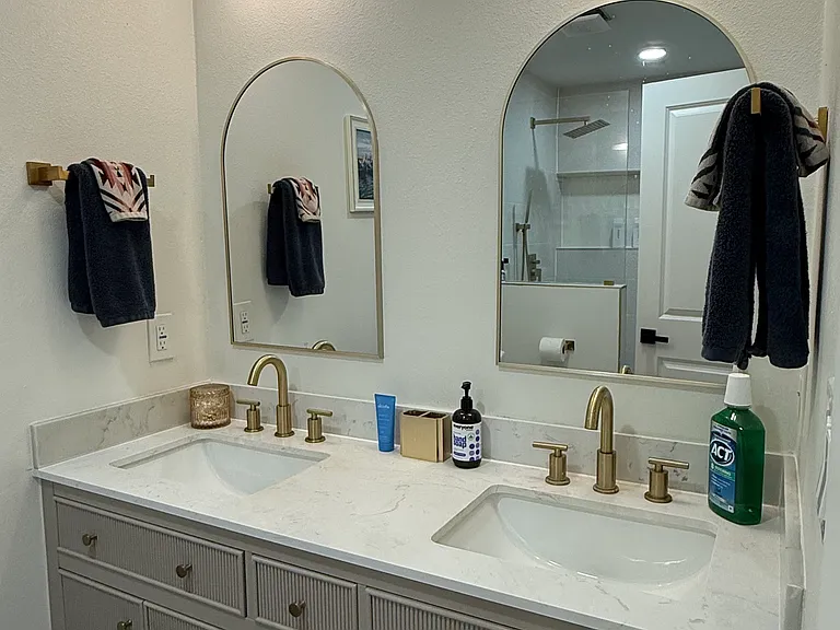985 Harber Ave — Photo 8