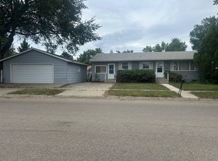 504 12th St W, Mobridge, SD 57601