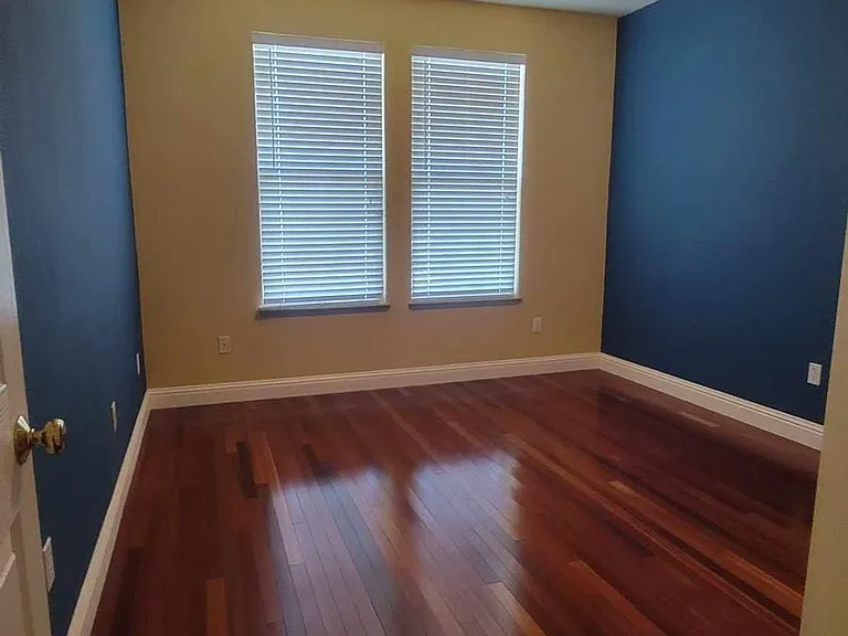 4th bedroom overlooks front of house and is directly above downstairs bedroom, has small closet with sliding doors