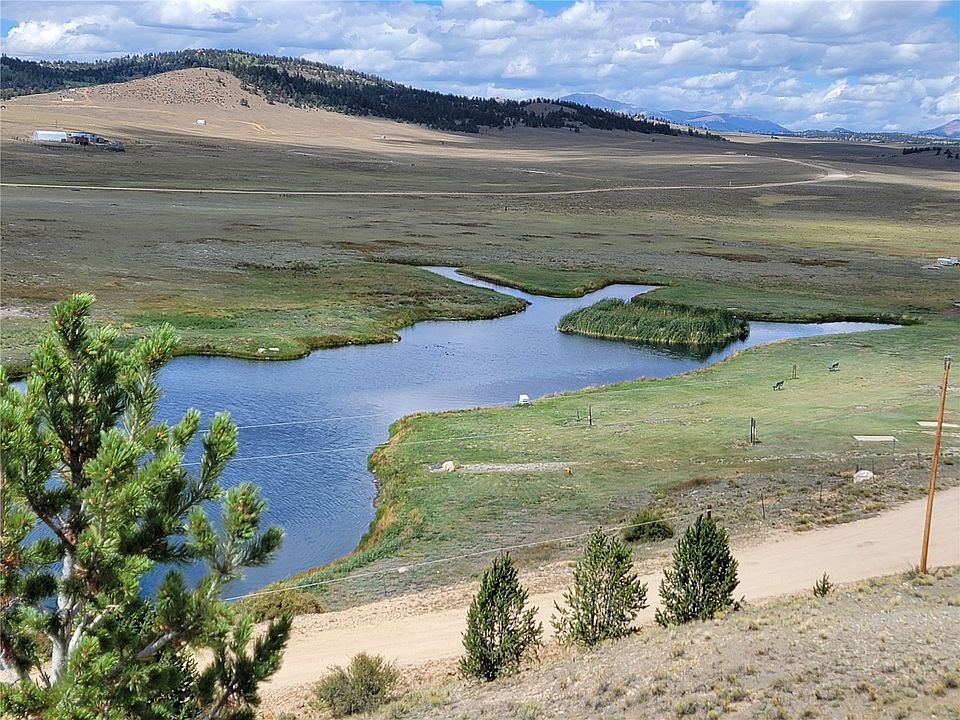 1st image of 20 Yellowstone Road