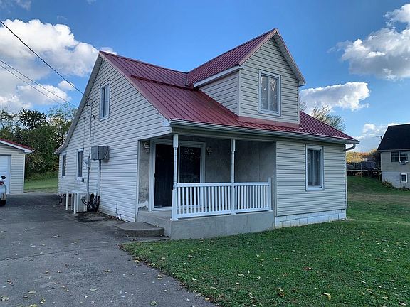 2nd image of 112 Cherry St