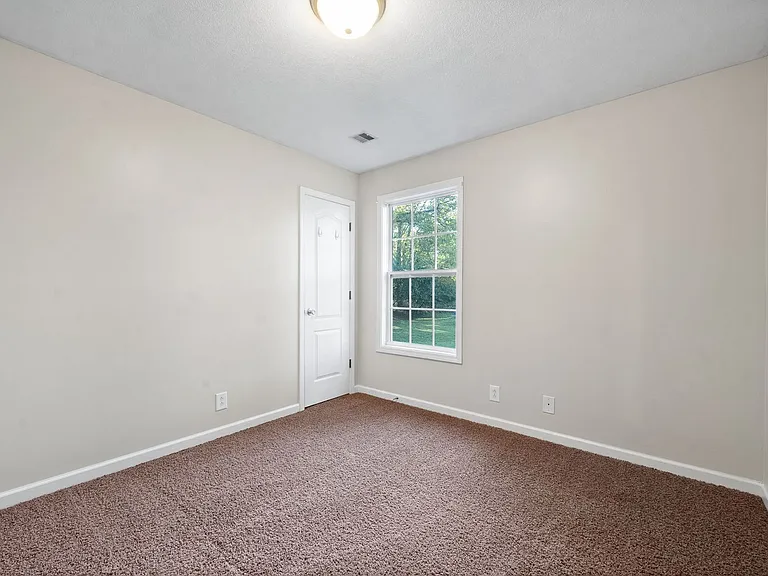 2845 Teakwood Dr — Photo 27