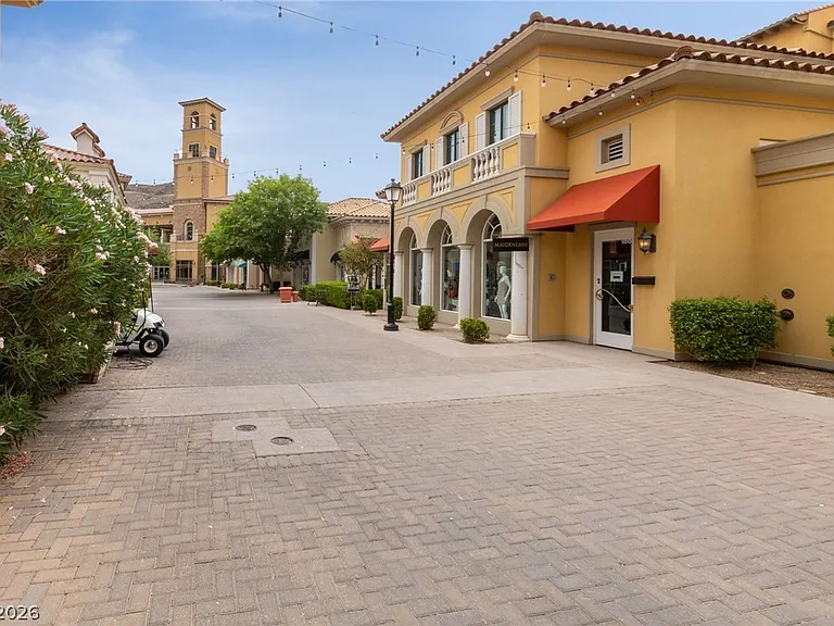 1 Vita Fresco Ct — Photo 48