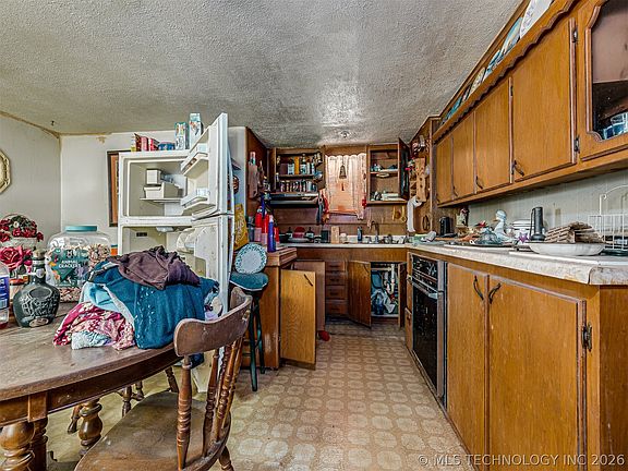 3rd image of 9005 S 4150th Rd Unit C