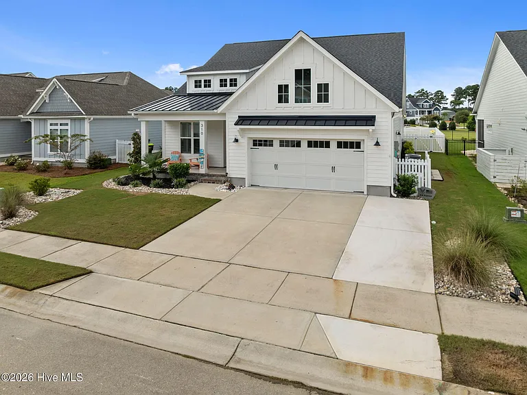 310 Lightning Bug Ln — Photo 12