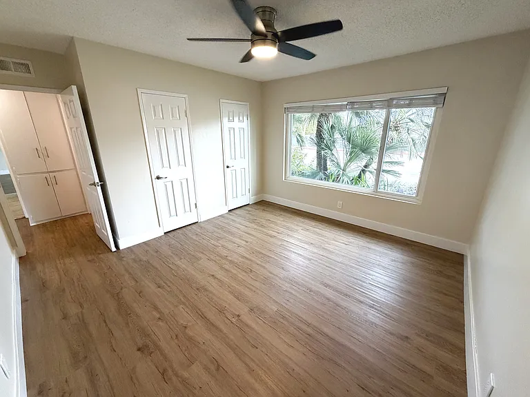 2121 Placentia Ave #G — Photo 13