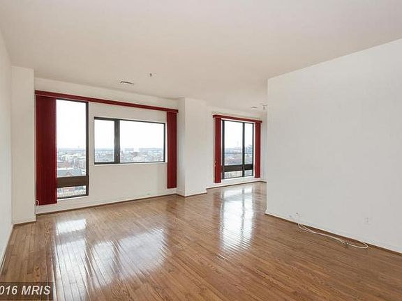 5th image of 10 E Lee St Unit 704