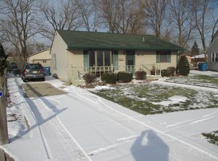 2435 Maplewood Ct, Highland, IN 46322