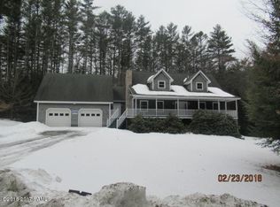 3 William Elford Dr, Chestertown, NY 12817