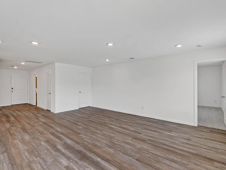 40818 Hawthorne Glades St — Photo 16