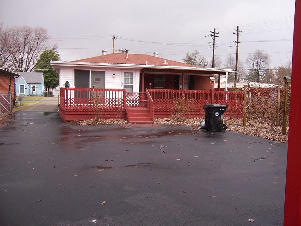 2nd image of 1330 Morgan Ave #House