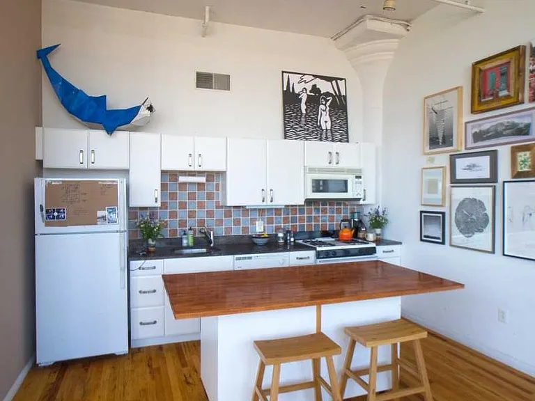 314 N 12th St #801 — Photo 5