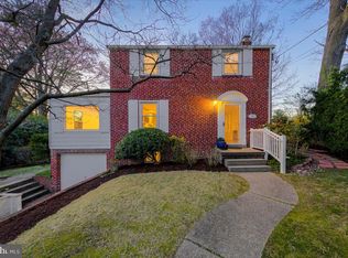 21 Lauer Ct, Silver Spring, MD 20901